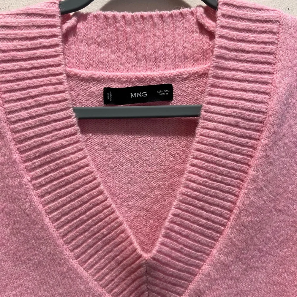 Mango oversized sweater - size medium - Picture 2 of 2